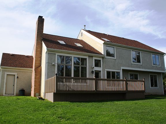 2nd image of 6275 Sawgrass Way