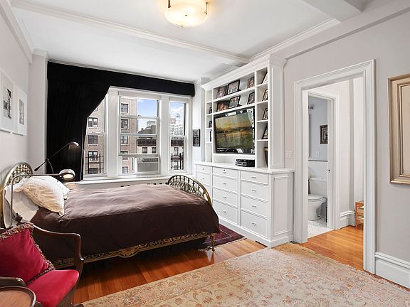 4th image of 240 W 98th St APT 8H