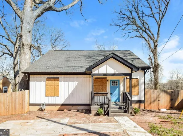 1114 Oak Knoll Ter SE, Atlanta, GA 30315