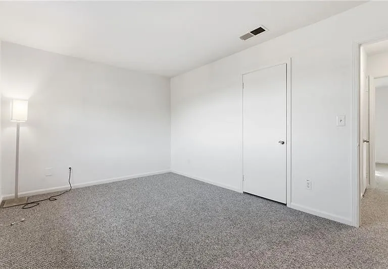 6520 Roswell Rd #79 — Photo 20