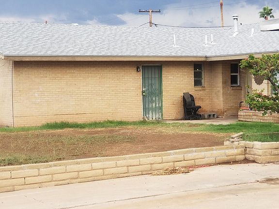 2nd image of 1817 E Randall Dr #1