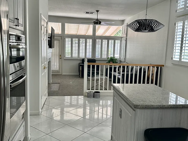 9201 Forest Manor Ct — Photo 15