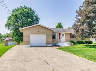 220 Burbank St, Creston, OH 44217