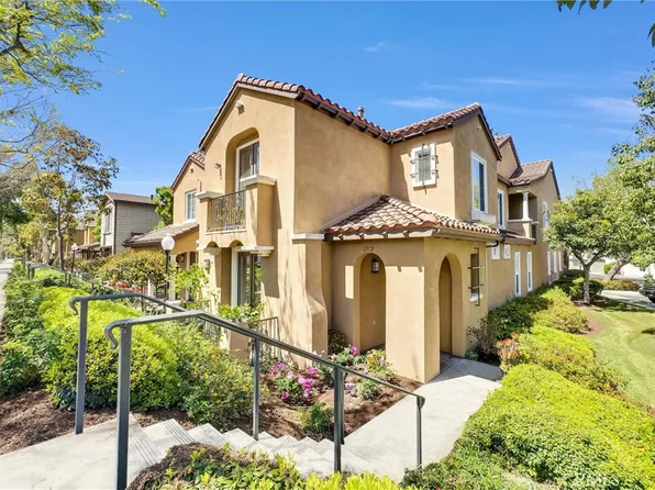 1372 McFadden Dr, Fullerton, CA 92833