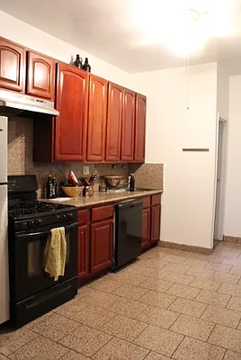 Rented by R New York | media 18