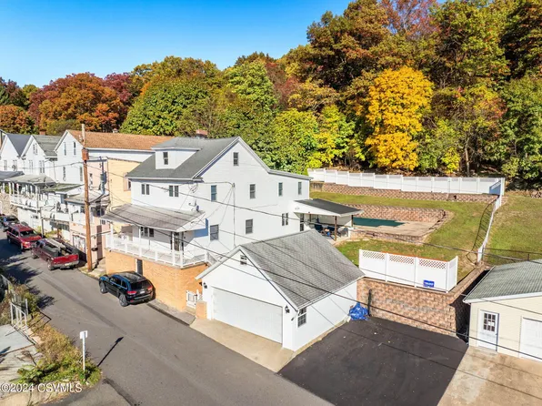 1213 W Independence St, Coal Township, PA 17866