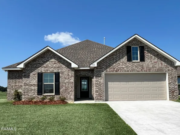 302 Yellowfin Ln, Youngsville, LA 70592