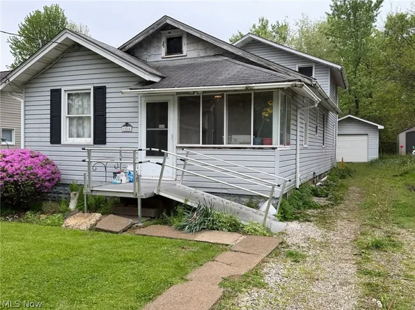 1516 22nd St NE, Canton, OH 44714