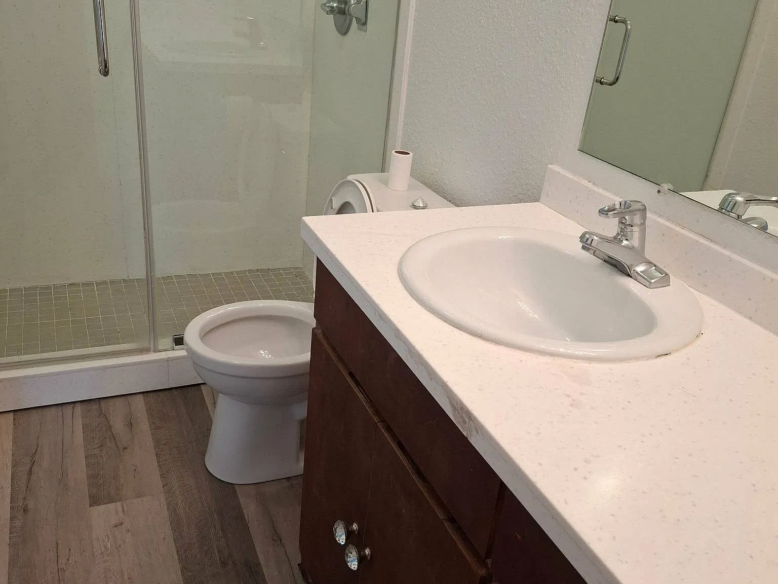 4 bed, 1897 sqft, $2,200 — Photo 4