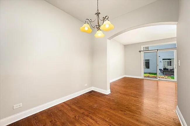 172 Mayo Ct — Photo 4