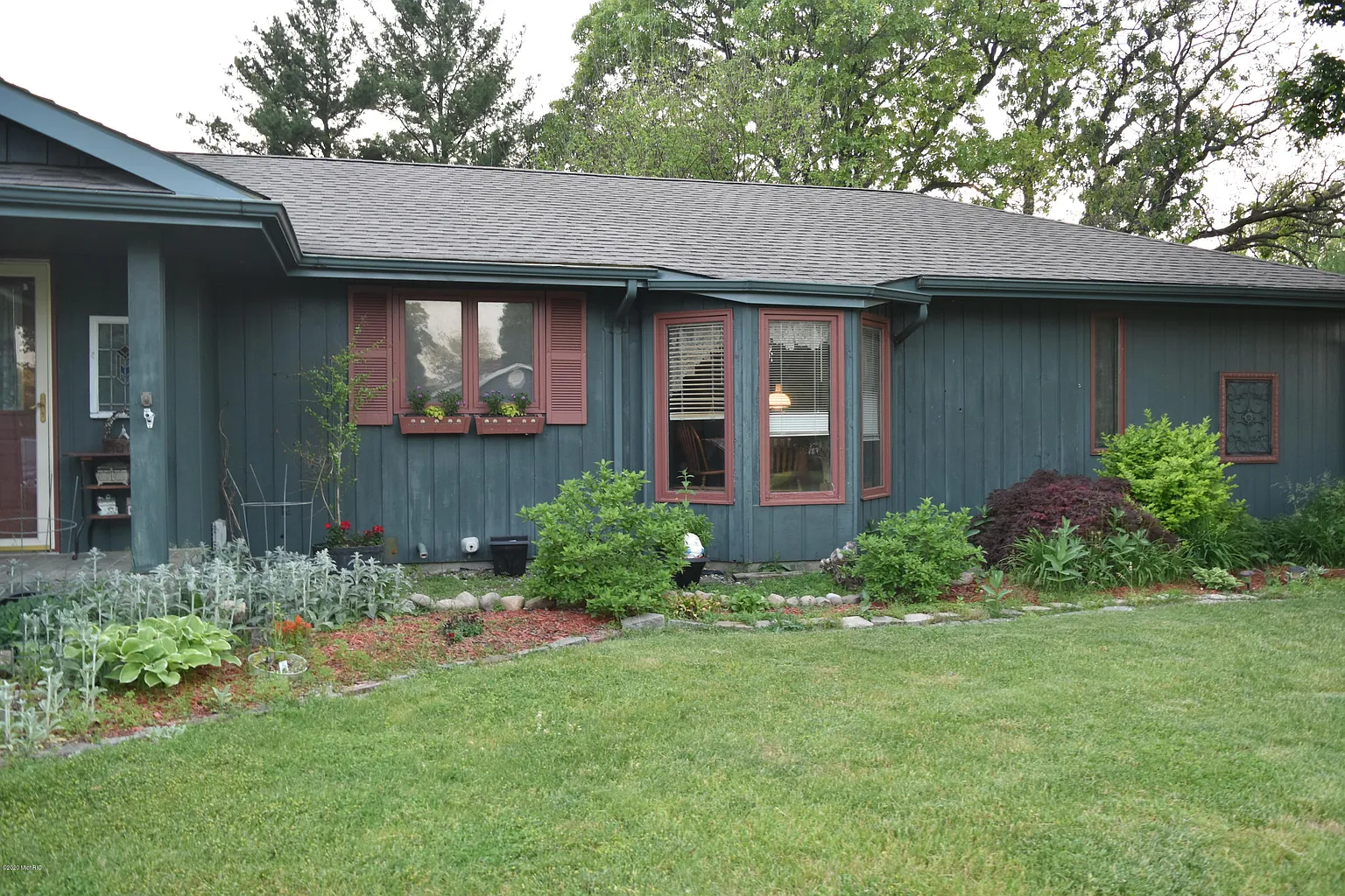 57544 Kline St photo 1
