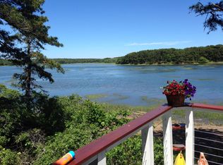 70 Arey Ln S, Wellfleet, MA 02667