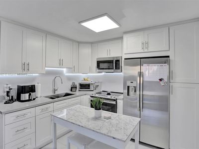 9748 NW 4th Ln #9748, Miami, FL, 33172