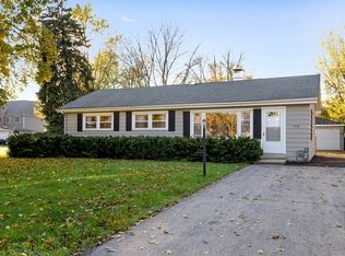 1732 Highland Ave, Northbrook, IL