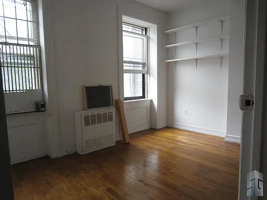 Rented by Skyline Group Real Estate | media 15