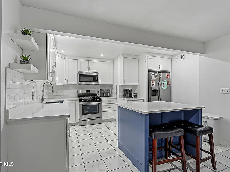 10540 Socorro Rd #A — Photo 3