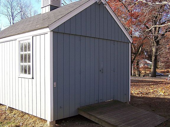 Shed 