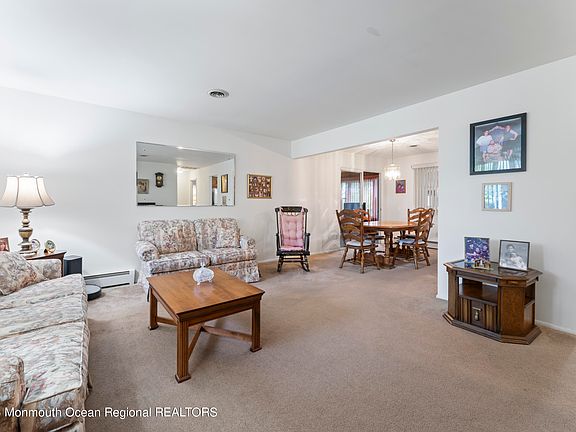 4th image of 63 Nostrand Drive