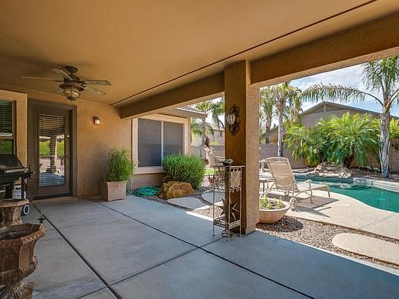 3rd image of 89 E Canyon Creek Dr