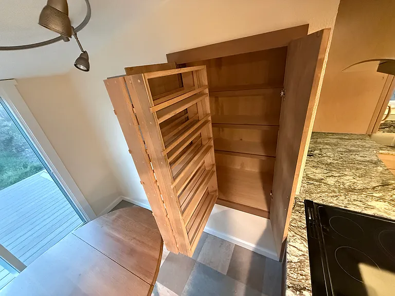414 Newtown St — Photo 10