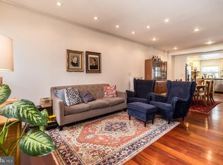 113 Mercy St, Philadelphia, PA 19148