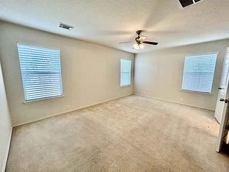 10623 Sugar Trace Dr — Photo 21