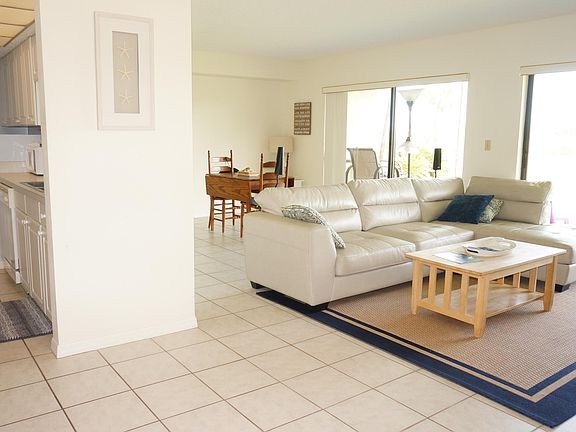 2nd image of 4570 Ocean Beach Blvd APT 34