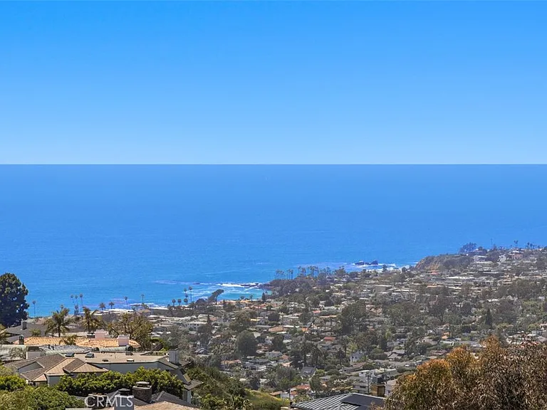 1415 Skyline Dr — Photo 19