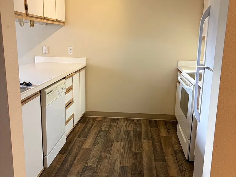 5197 SW 175th Ave — Photo 9