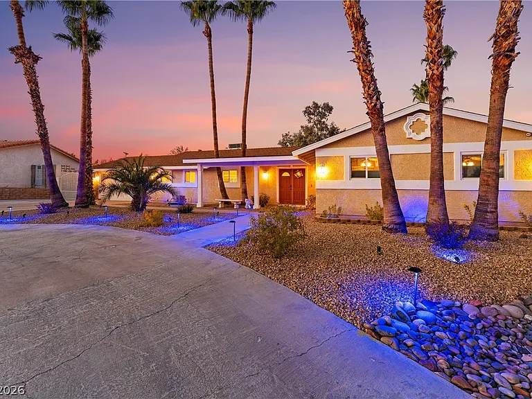 6808 Obannon Dr — Photo 2