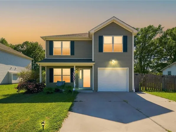 1616 Whittamore Rd, Chesapeake, VA 23322