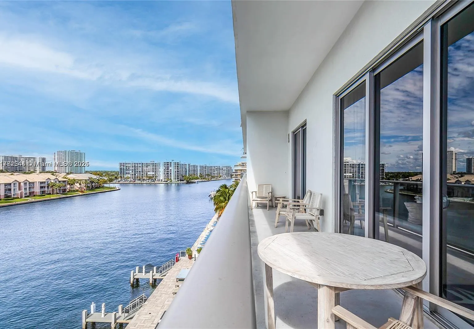 4010 South Ocean Condo — Photo 3