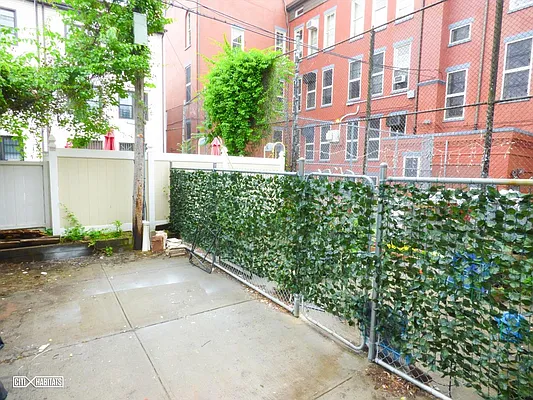 Rented by Citi Habitats | media 17