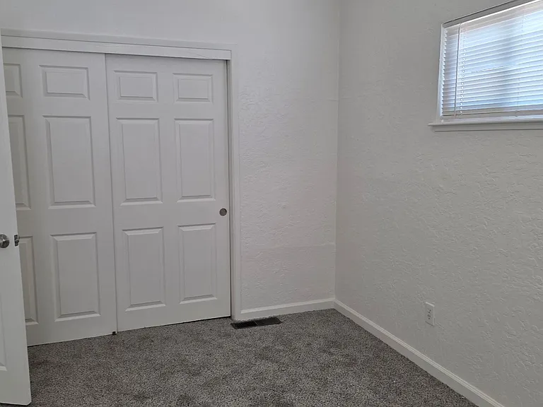 5063 Central Ave — Photo 5