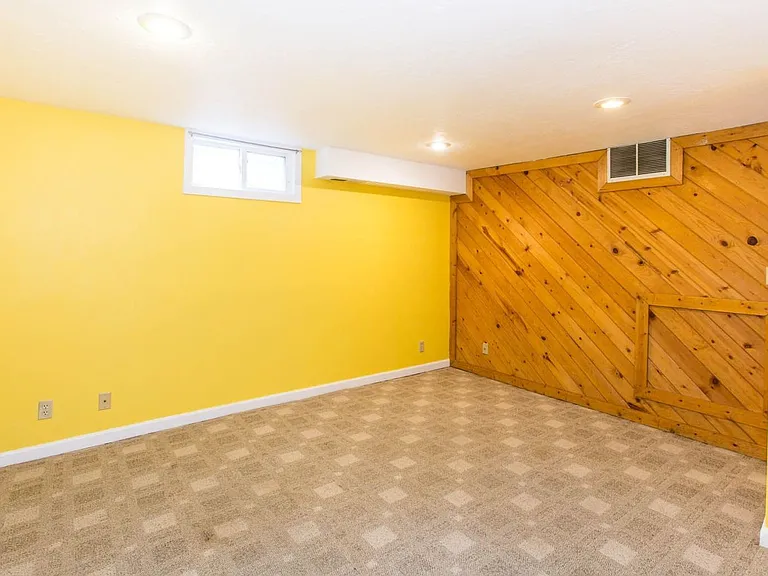 2134 S 13th St W — Photo 13
