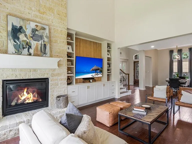 18901 N Bee Cave Springs Cir — Photo 15