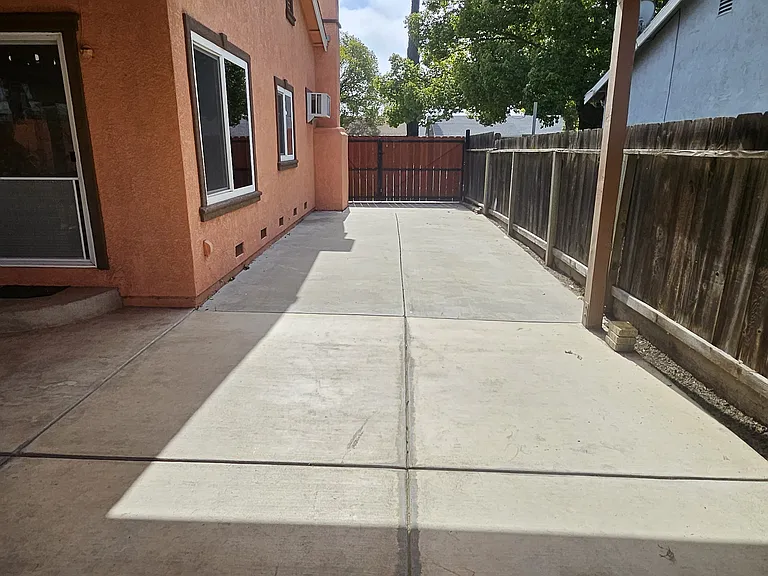 547 San Gabriel Ct — Photo 37
