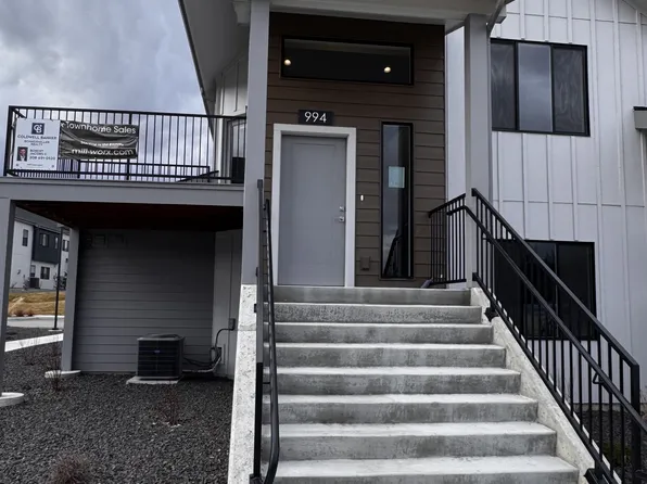 994 E Railroad Ave, Post Falls, ID 83854