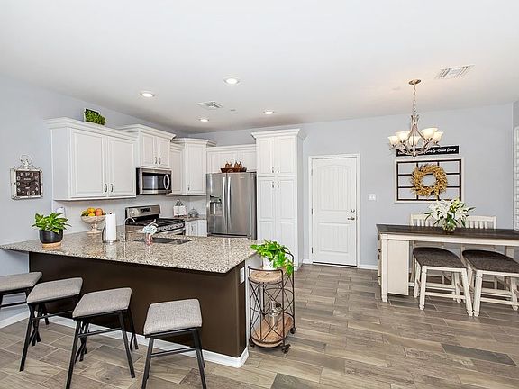 5th image of 6011 E Overlook Ln
