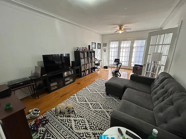 1154 W Lunt Ave #117 — Photo 7