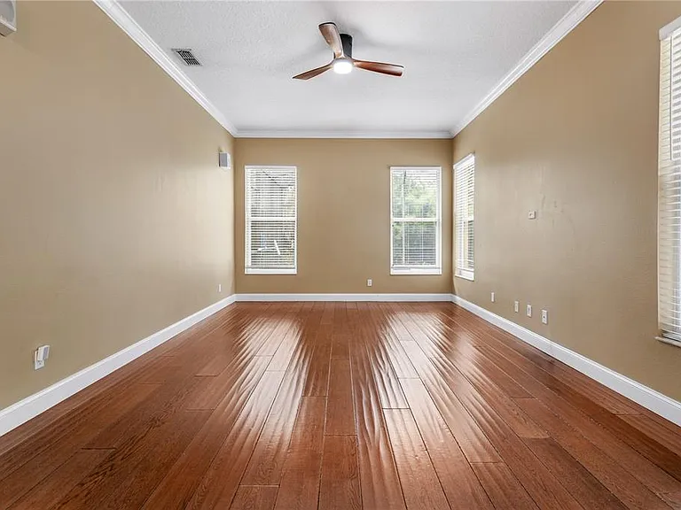 1393 Stanfield Cv — Photo 17