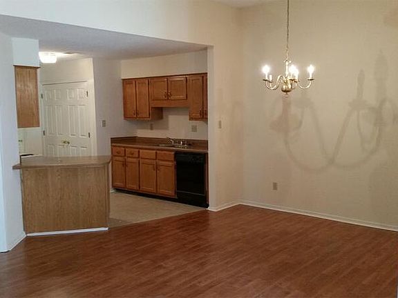 3rd image of 1509 Beaver Trail Dr