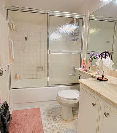 3rd image of 2027 SW 15th St #1G