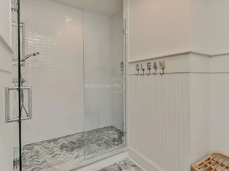 9705 Saddle Ave — Photo 59