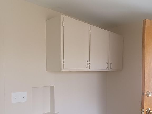 additional kitchen cabinets