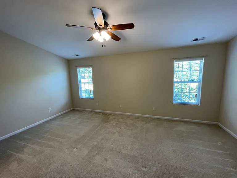 107 Fanwood Ct — Photo 12