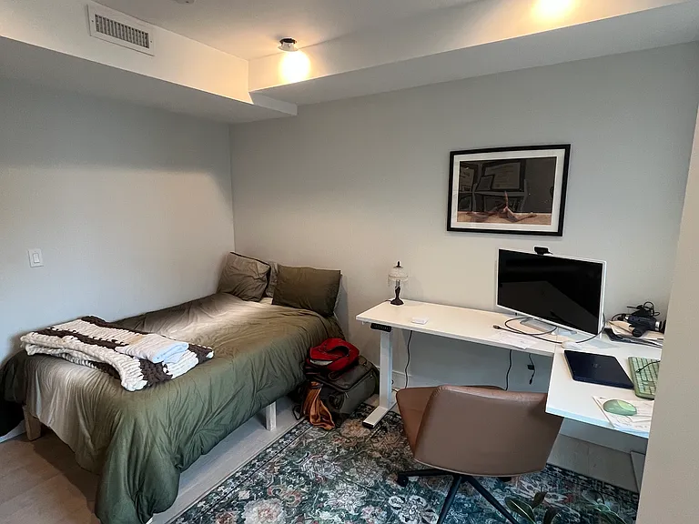 347 Maverick St #7 — Photo 11