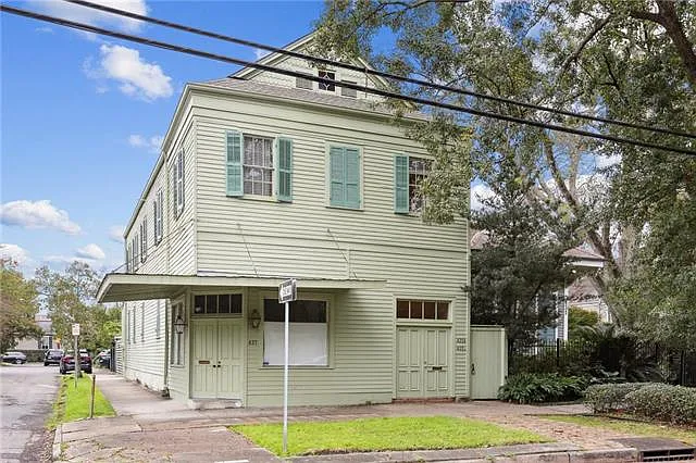 435 State St #A — Photo 2