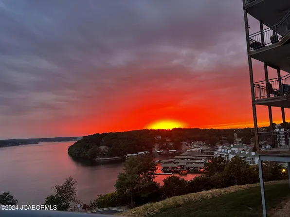 42 Palisades Lakeview Dr #1B, Lake Ozark, MO 65049