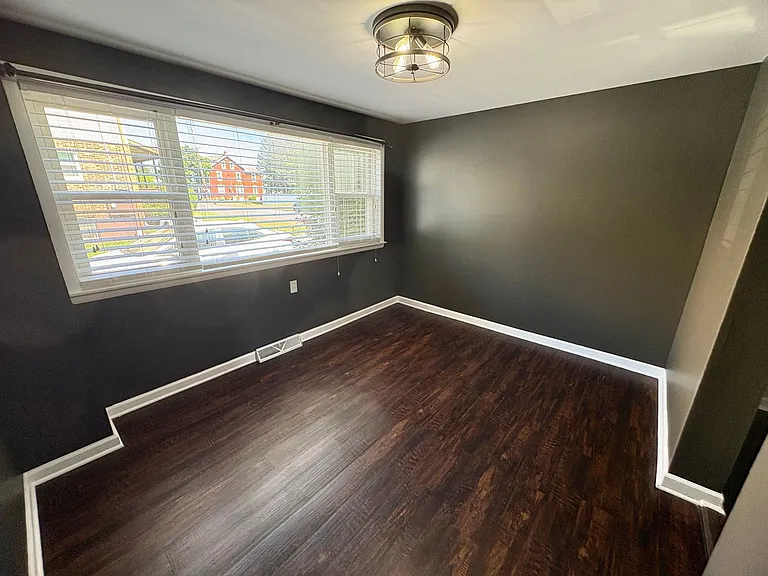 6550 Somerset St — Photo 20